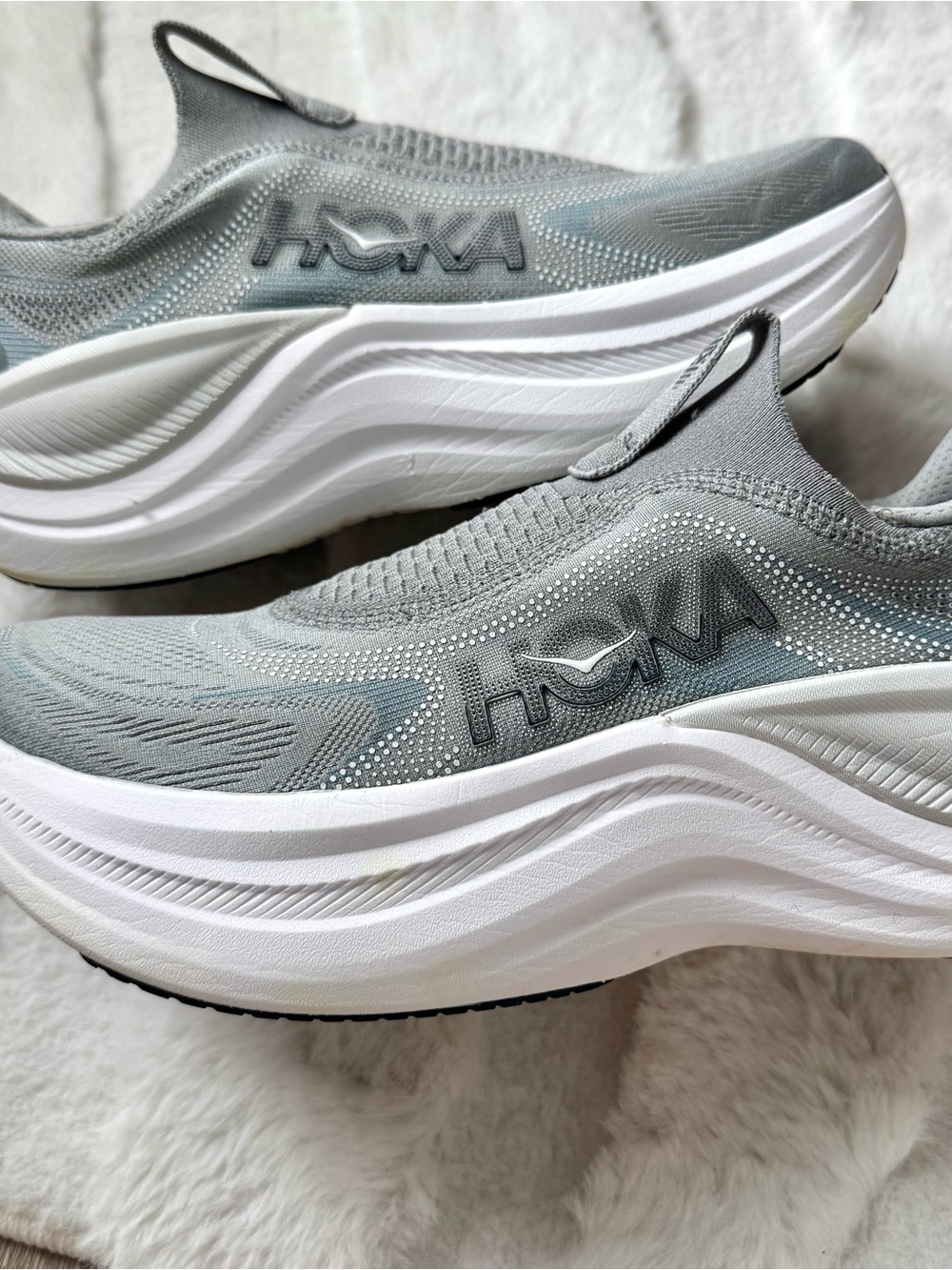 HOKA Men’s Skyward Laceless in Stardust / Stellar Grey 9D - Picture 2 of 8